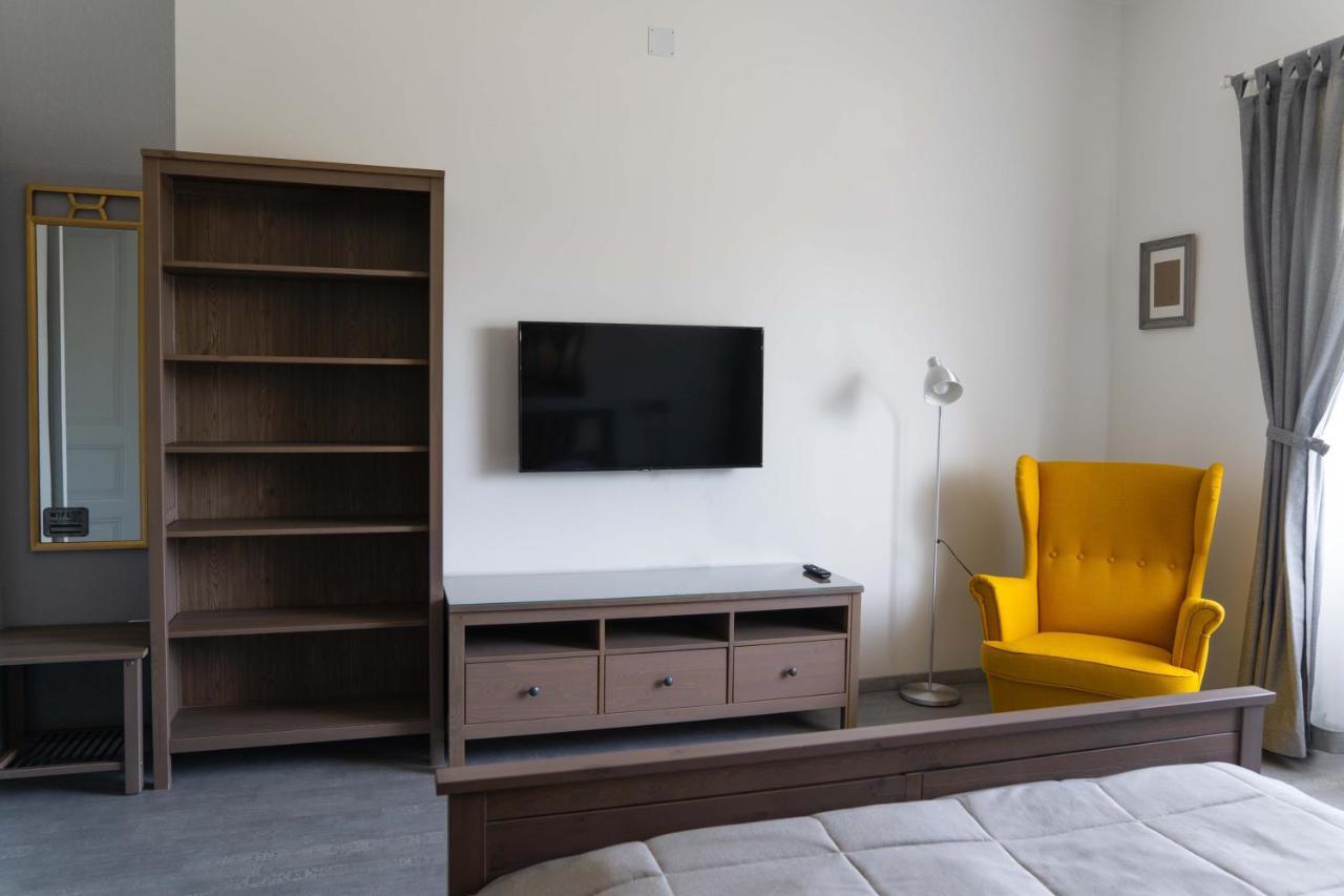 Kunfoglalás Apartmanház Kisujszallas Exterior foto
